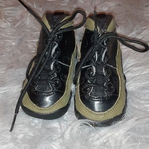 Kids Brown and Balck Jordan